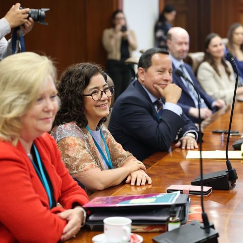 Comparte rectora de la UAEMéx experiencia de transformación institucional en foro internacional