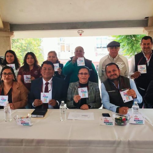 Capulhuac lanza feria de clases con descuentos y becas