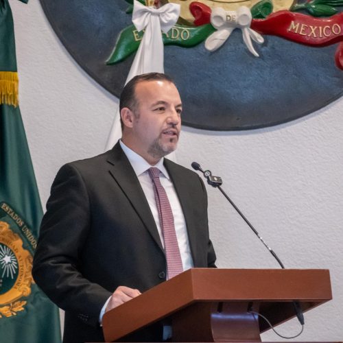 Con preparación e innovación, 303 emprendedores de la EMET dan el siguiente paso