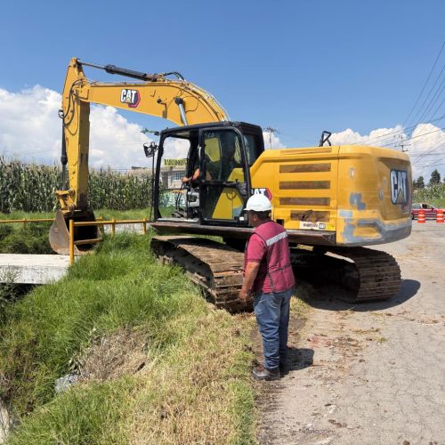 Da Gobierno local mantenimiento preventivo a canales abiertos