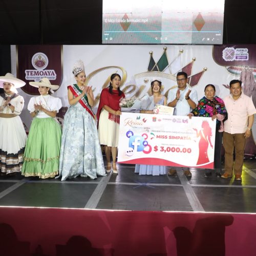 Noche de orgullo, tradición y fervor patrio en Temoaya: coronan a la Reina de las Fiestas Patrias 2026