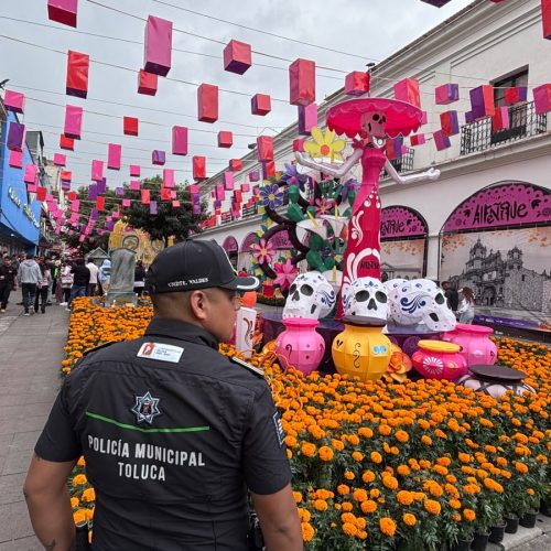 Muy activa Policía de Toluca para proteger a visitantes durante la Feria y Festival Cultural Alfeñique 2026
